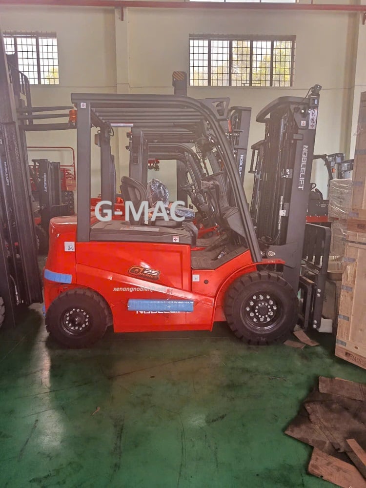 xe-nâng-điện-2.5 tấn-Pin-Lithium.jpg (210 KB)